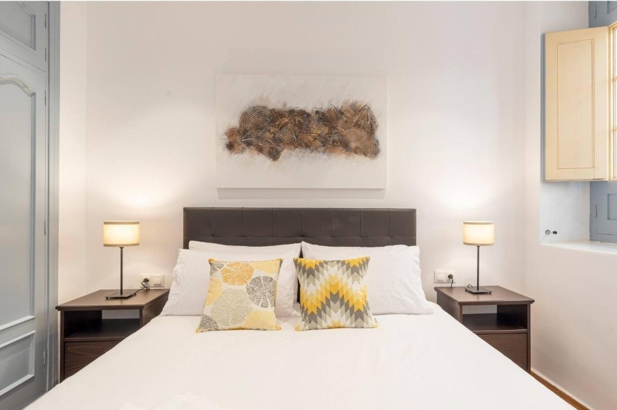 Stylish 2 Bedroom With Patio