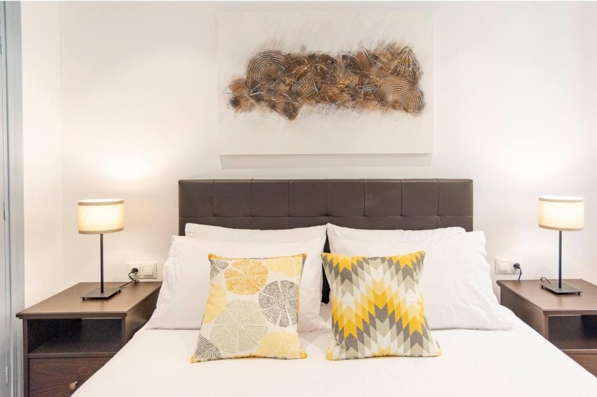 Stylish 2 Bedroom With Patio Apartment Málaga